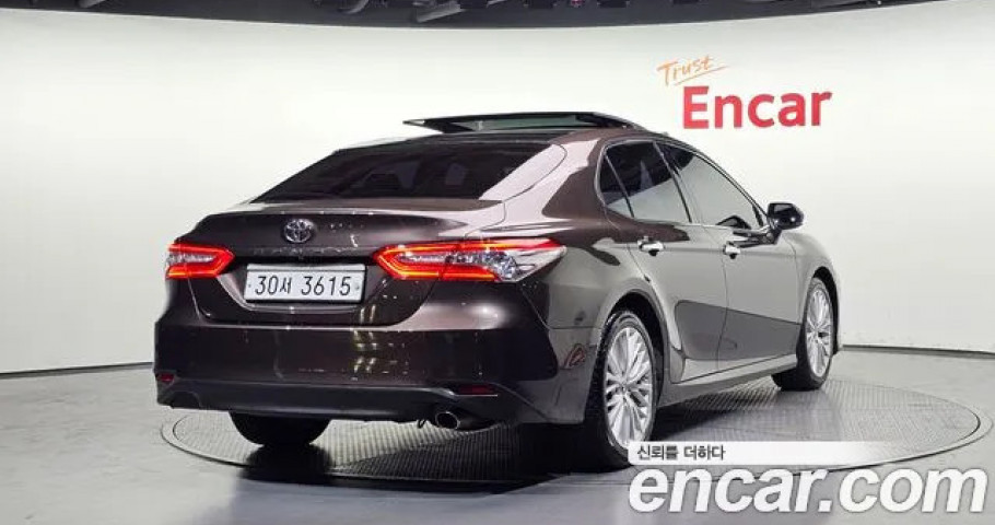 Toyota Camry 
