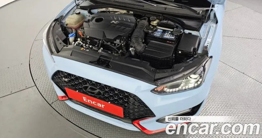 Hyundai Veloster 