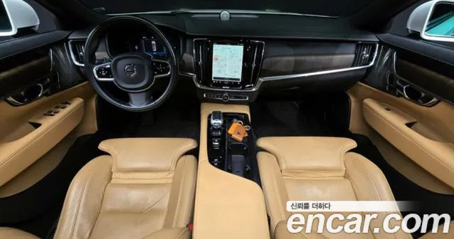 Volvo S90 