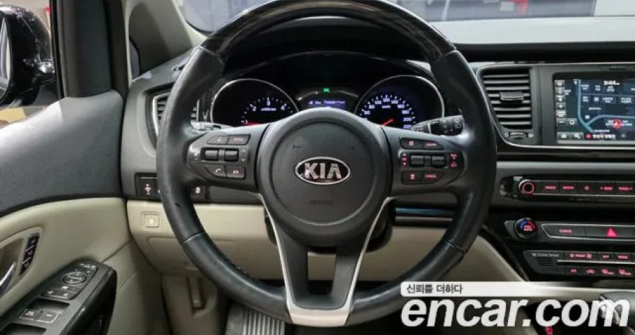 Kia Carnival 