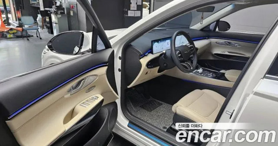 Genesis Gv70 