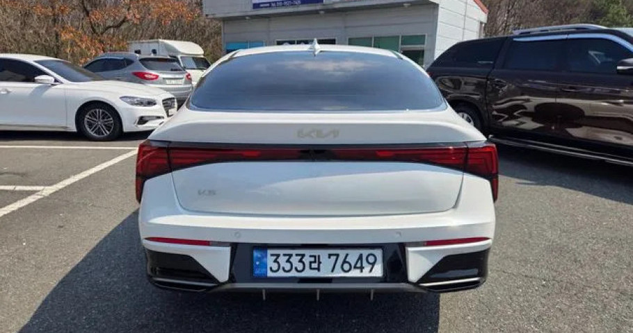Kia K5 