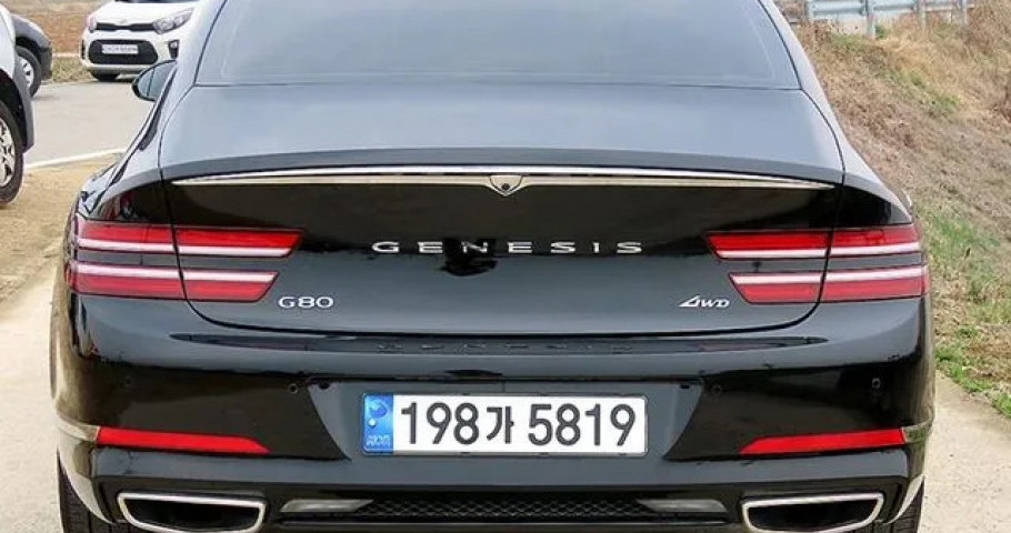 Genesis G80 