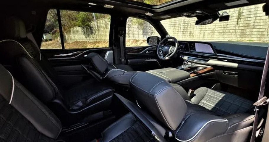 Cadillac Escalade 