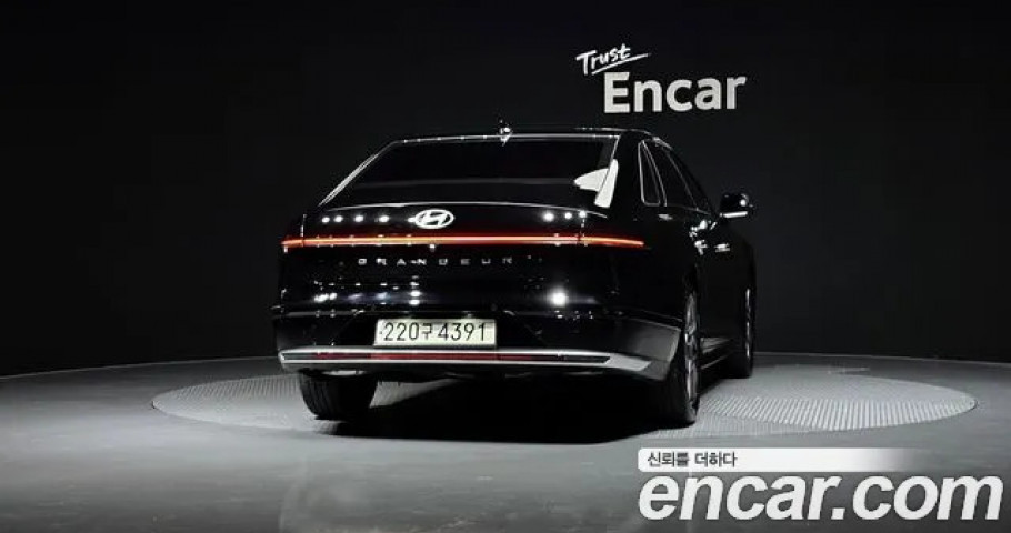 Hyundai Grandeur 