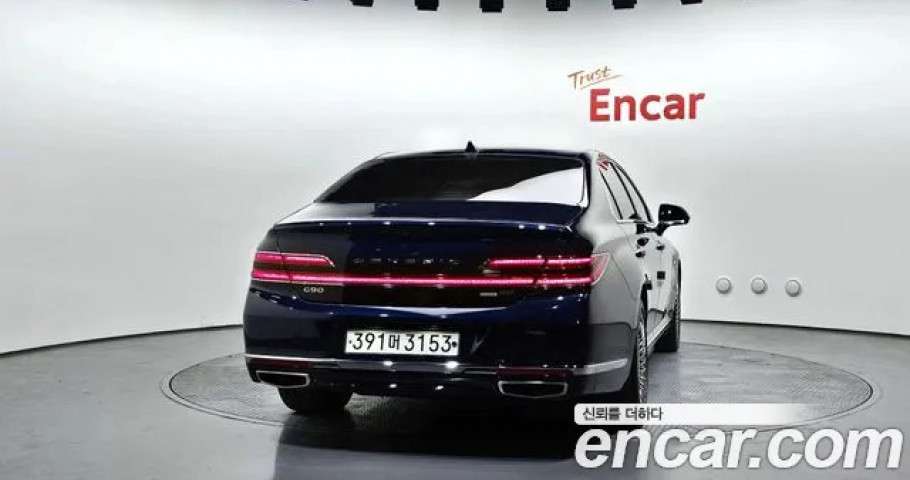Genesis G90 