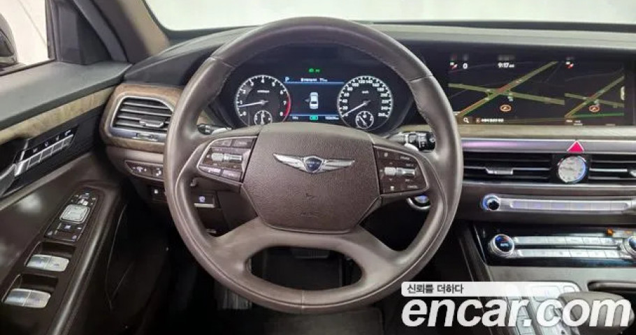 Genesis G90 