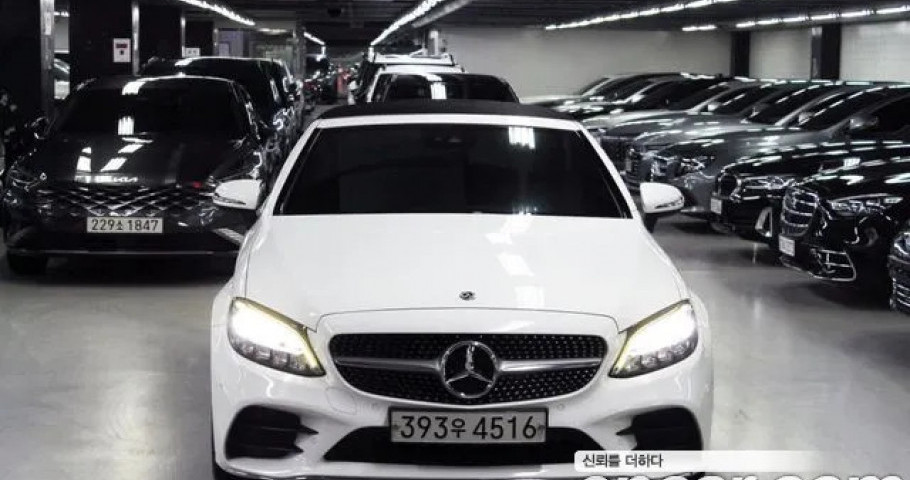 Mercedes-Benz C-Class 