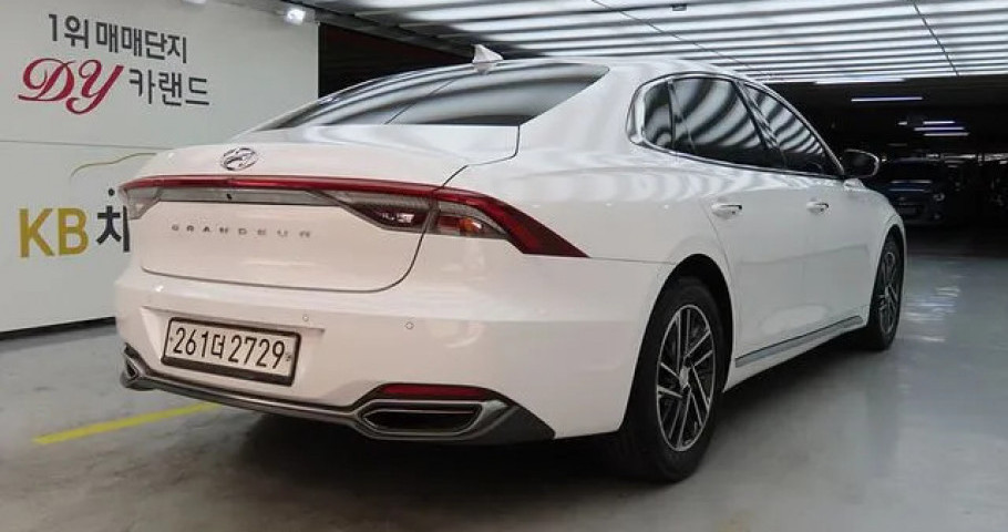 Hyundai Grandeur 