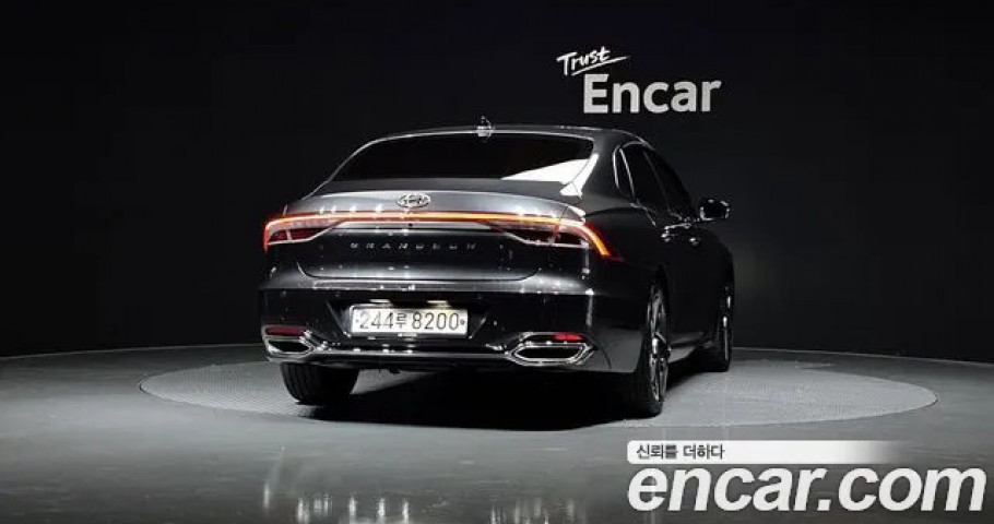 Hyundai Grandeur 