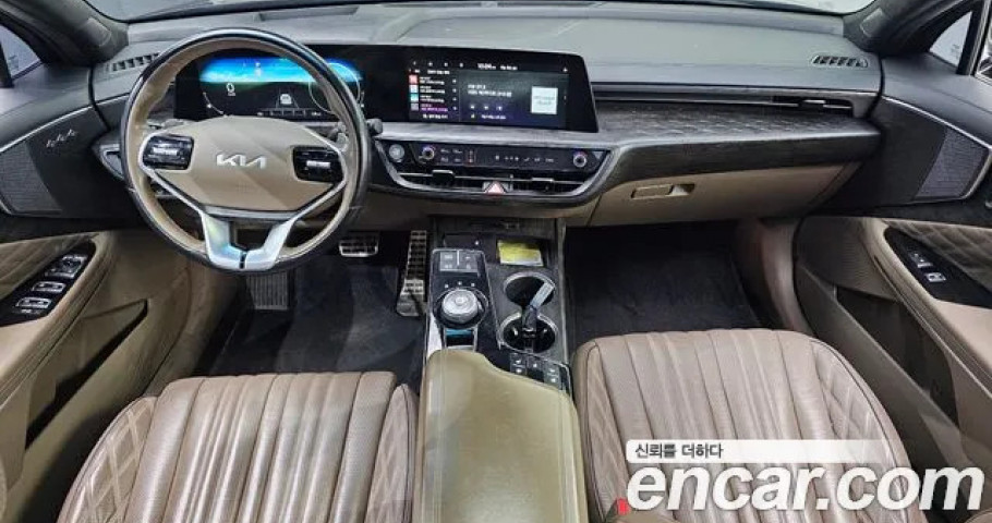 Kia K8 