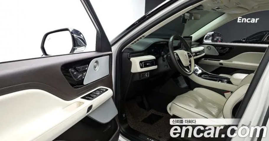 Lincoln Aviator 