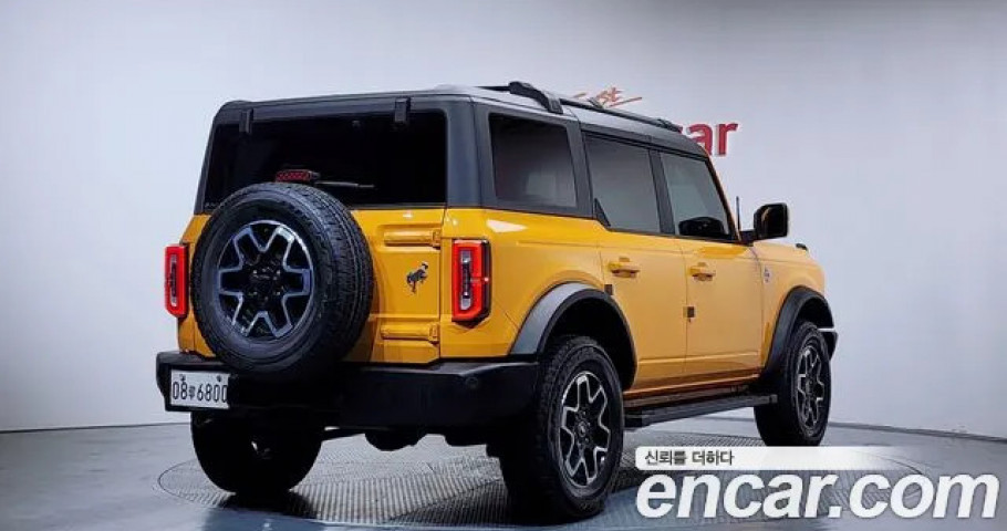Ford Bronco 