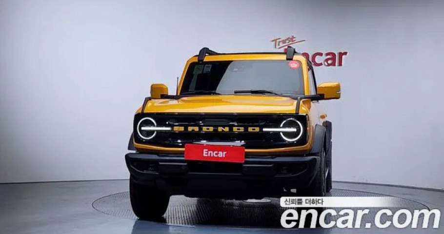 Ford Bronco 