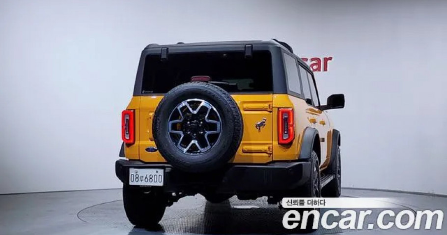 Ford Bronco 