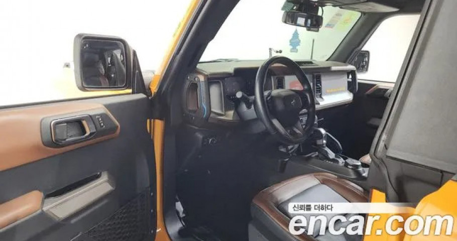 Ford Bronco 
