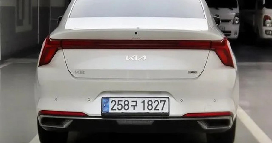 Kia K8 