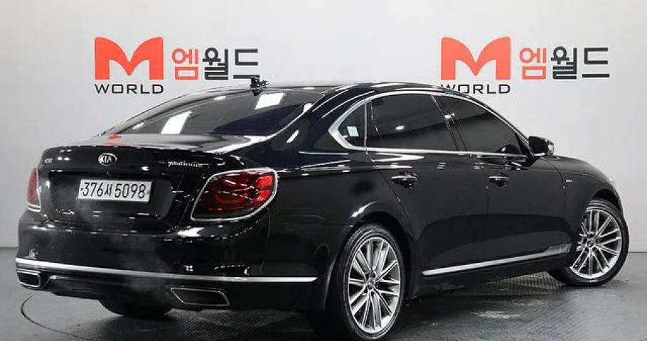 Kia K9 