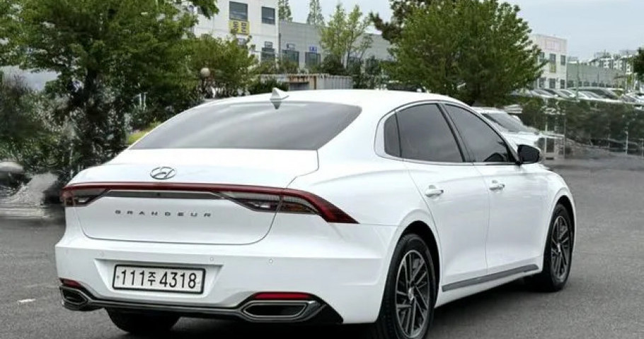 Hyundai Grandeur 
