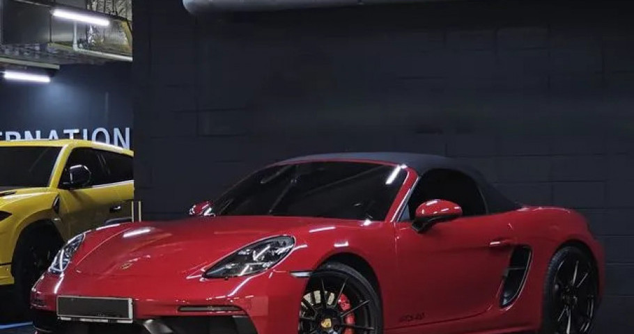 Porsche 718 