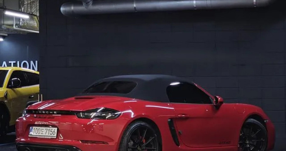 Porsche 718 