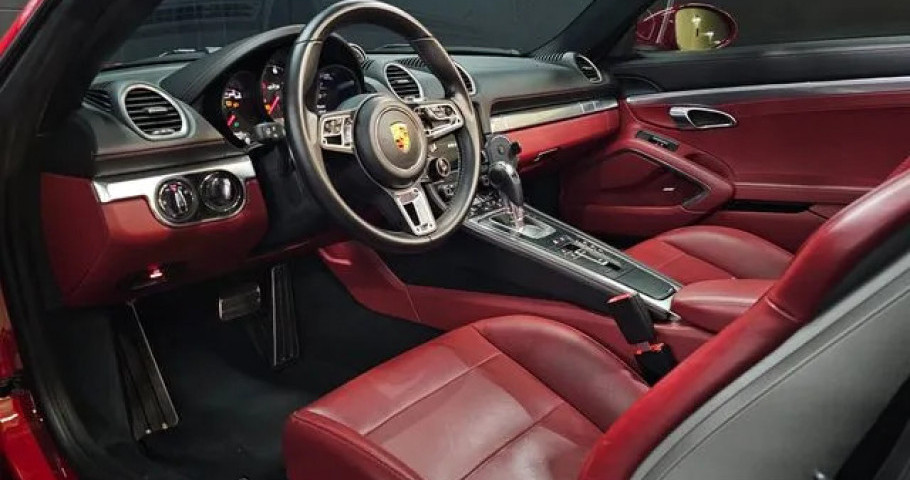 Porsche 718 