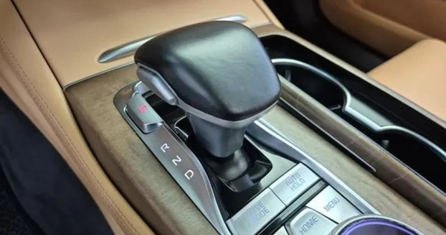 Kia K9 