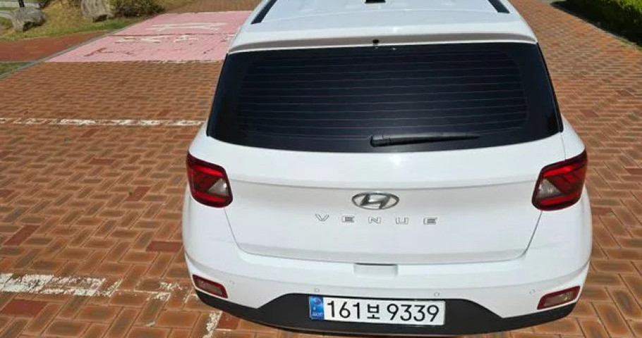 Hyundai Venue 