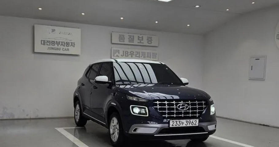 Hyundai Venue 