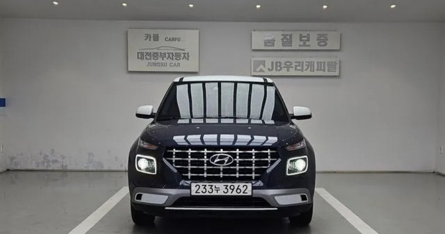 Hyundai Venue 