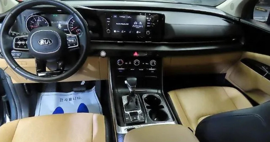 Kia Carnival 