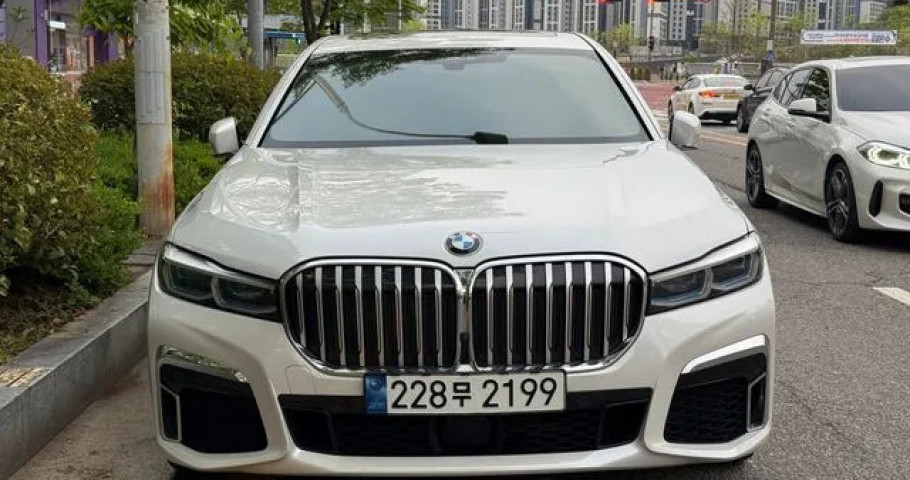 Bmw 7-Series 