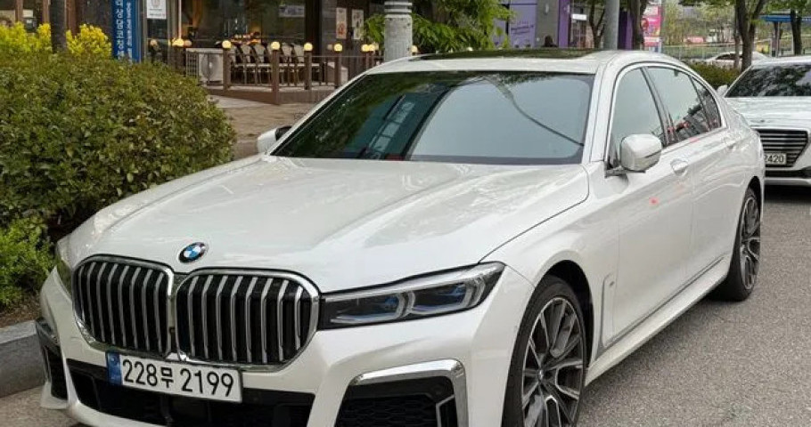 Bmw 7-Series 