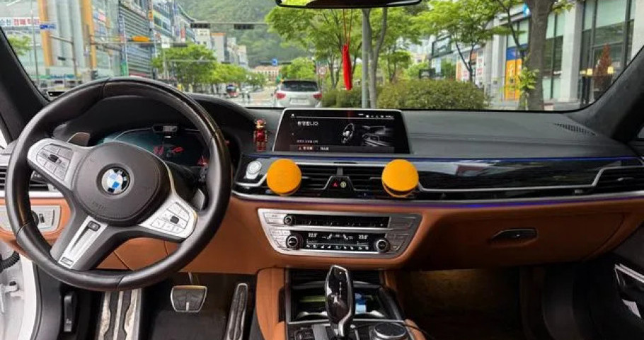 Bmw 7-Series 