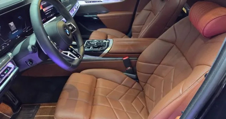Bmw 7-Series 