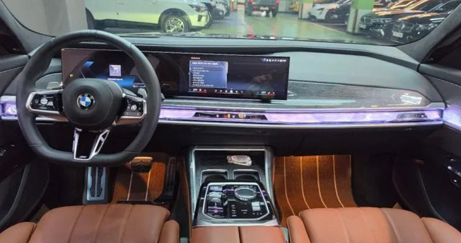 Bmw 7-Series 