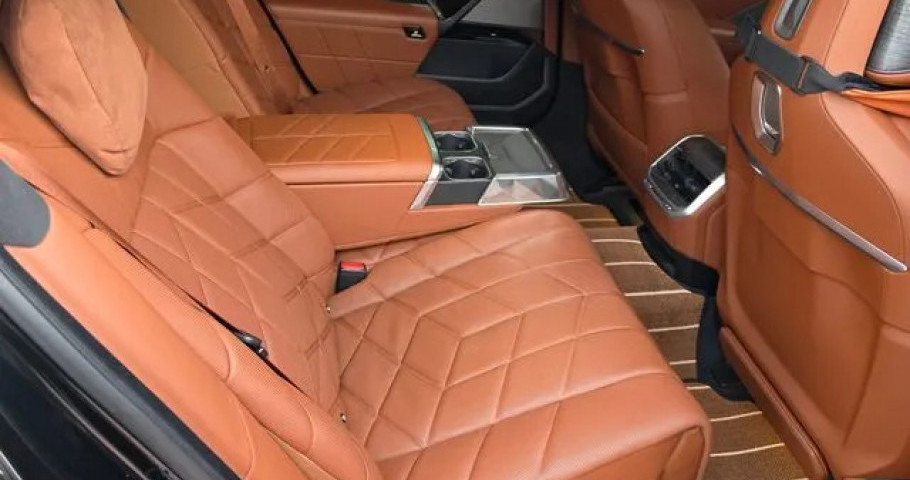 Bmw 7-Series 