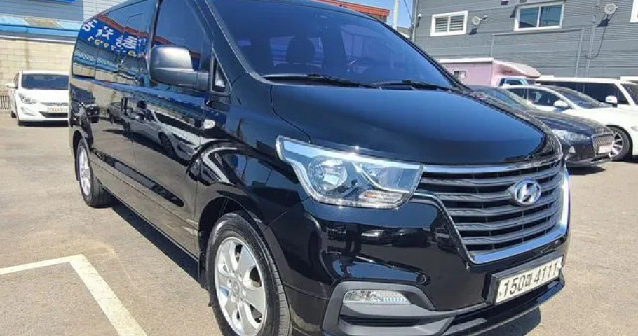Hyundai Starex 