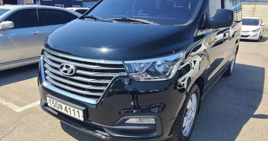 Hyundai Starex 