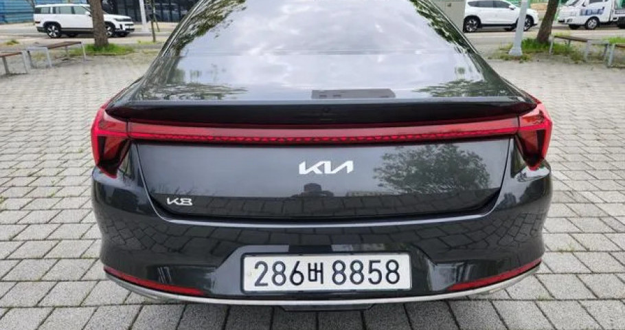 Kia K8 