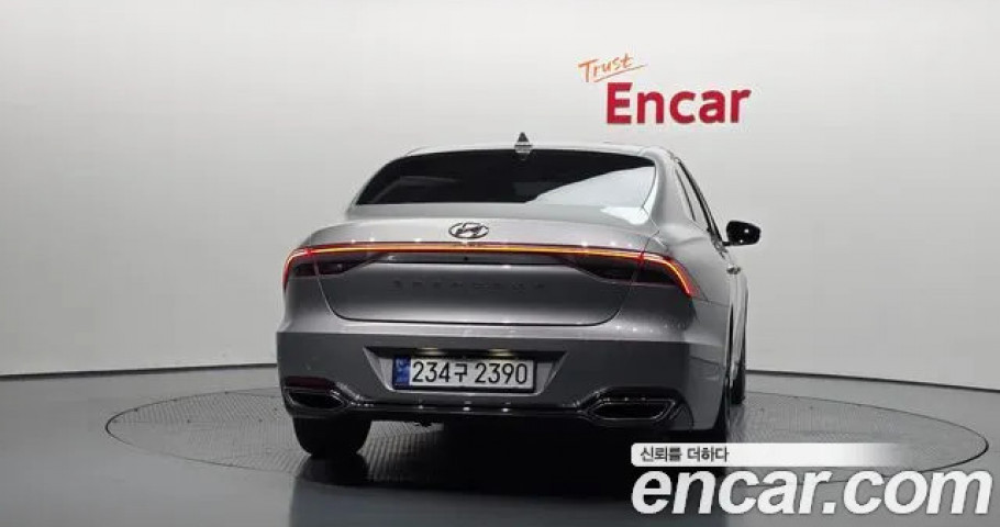 Hyundai Grandeur 