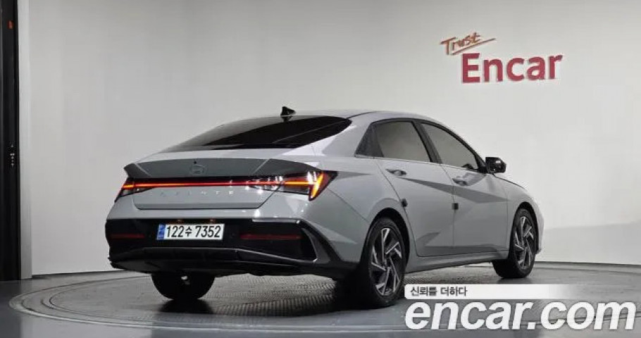 Hyundai Avante (Elantra) 