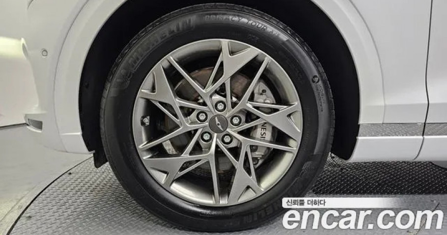 Genesis Gv70 