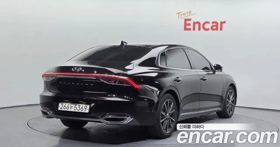 Hyundai Grandeur 