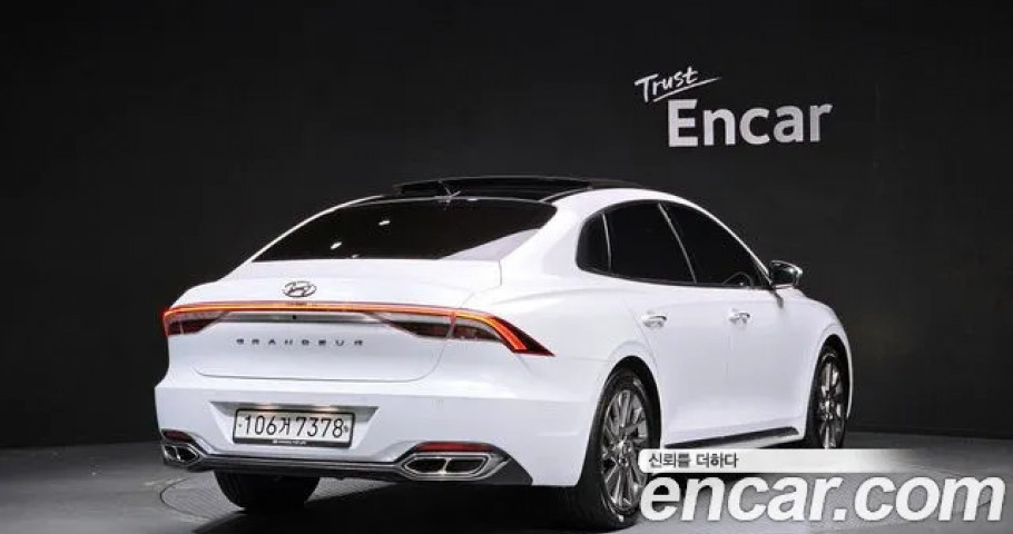 Hyundai Grandeur 
