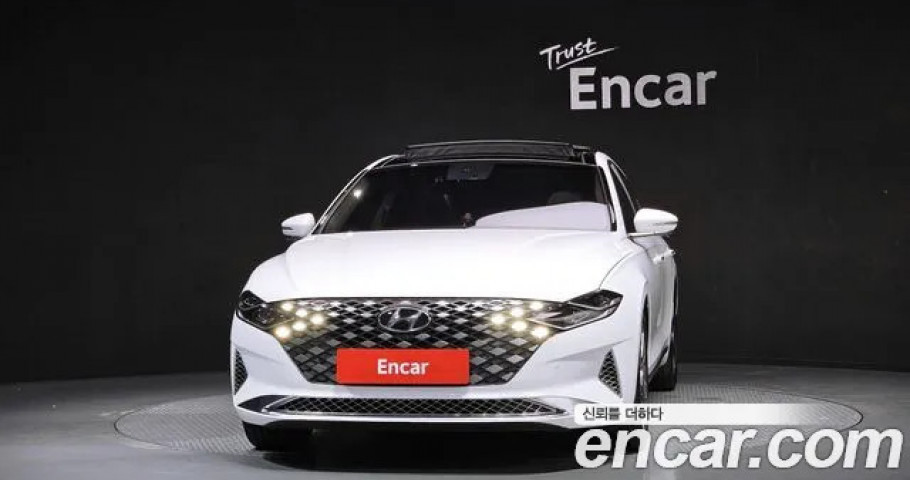 Hyundai Grandeur 