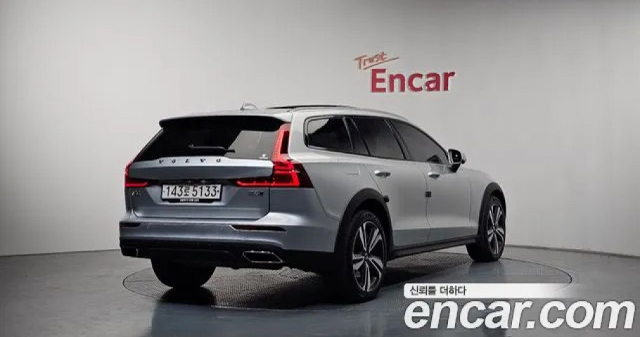 Volvo V60 