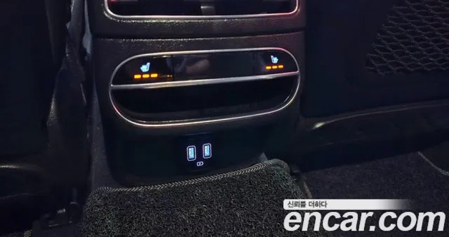 Genesis Gv70 