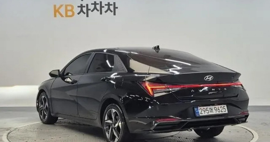 Hyundai Avante (Elantra) 