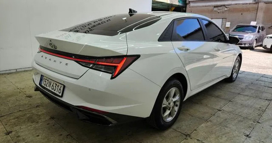 Hyundai Avante (Elantra) 